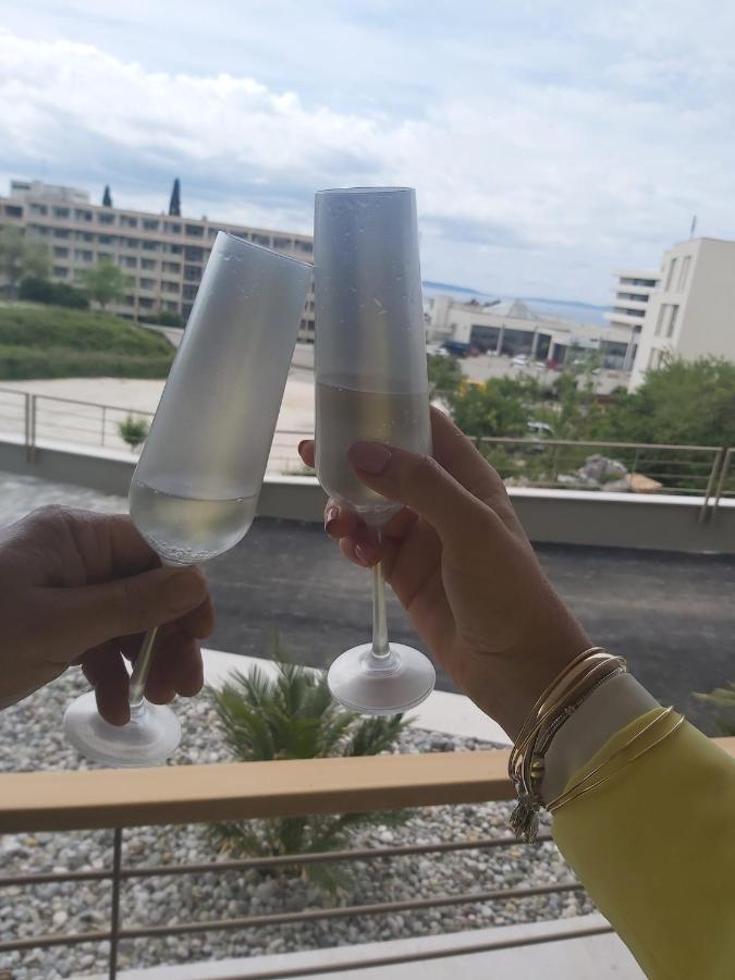 Luxury Apartment 4Seasons With Garage スプリト エクステリア 写真